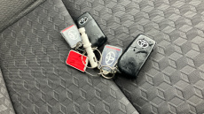 Toyota Yaris 1.5 Hybrid Design 5dr CVT Hybrid Hatchback